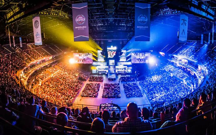 员和裁判的 员和裁判的