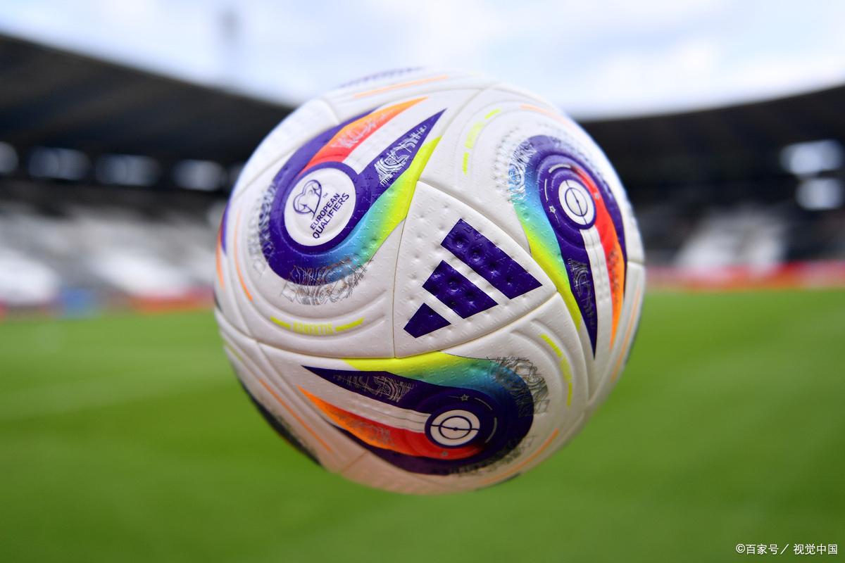 父母关爱的 父母关爱的