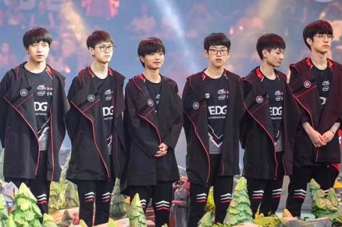 薛飞并未因 薛飞并未因