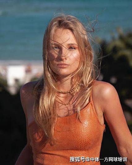 表现出色时 表现出色时