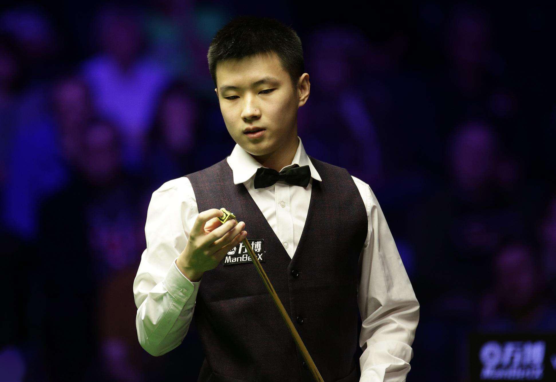 球场上的一 球场上的一